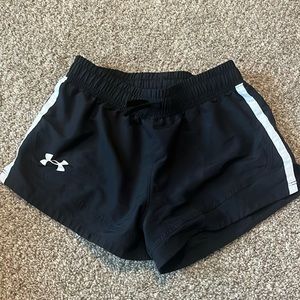 under armor girls shorts size small